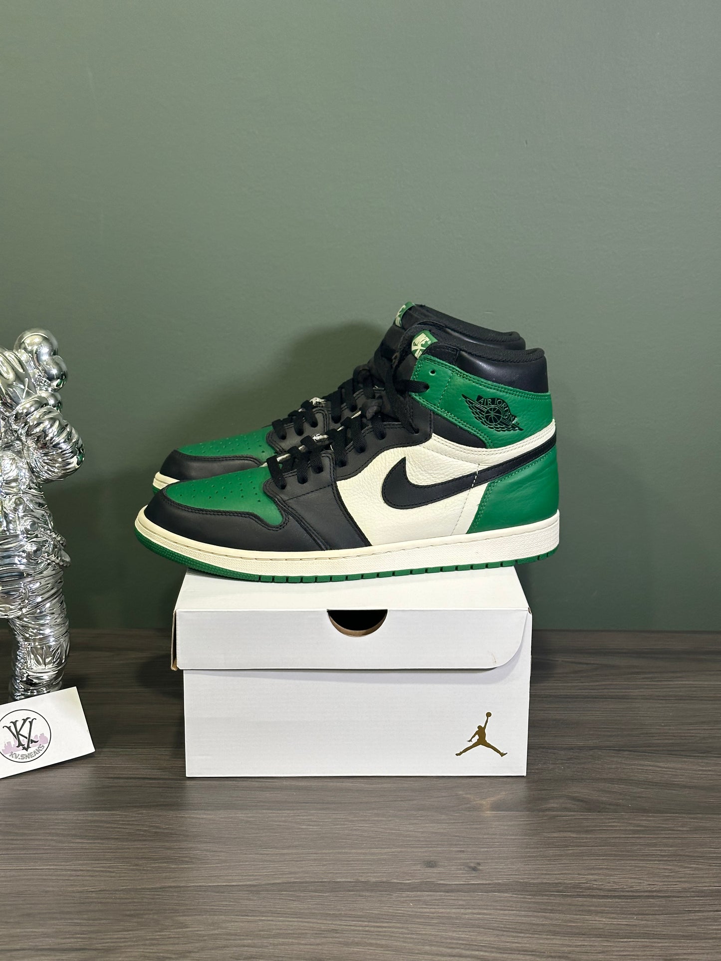 Jordan 1 High Pine Green 1.0