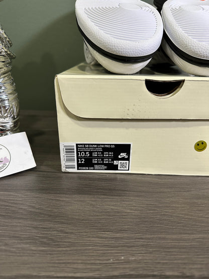 Dunk Low SB TIGHTBOOTH