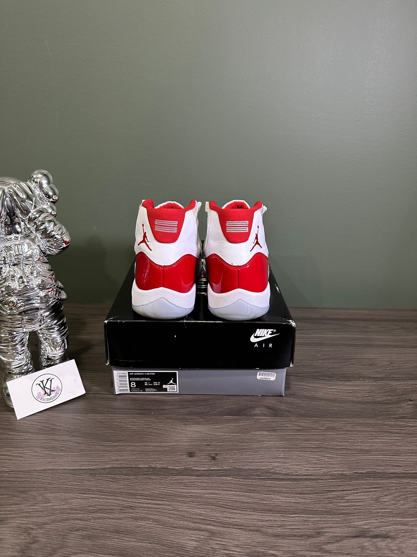 Jordan 11 Cherry