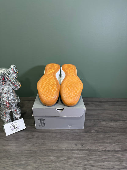 Kobe A.D. Light Bone