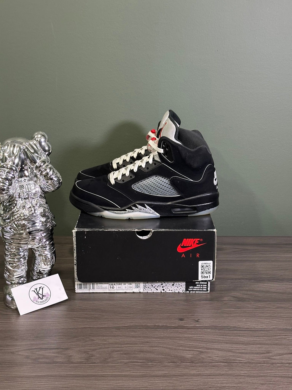 Jordan 5 Retro OG Black Metallic Reimagined