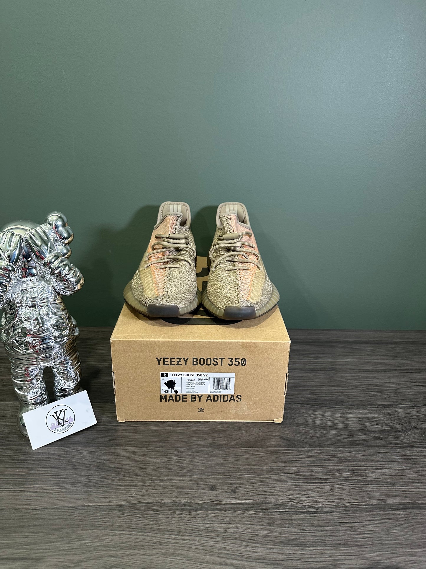 Yeezy 350 Sand Taupe