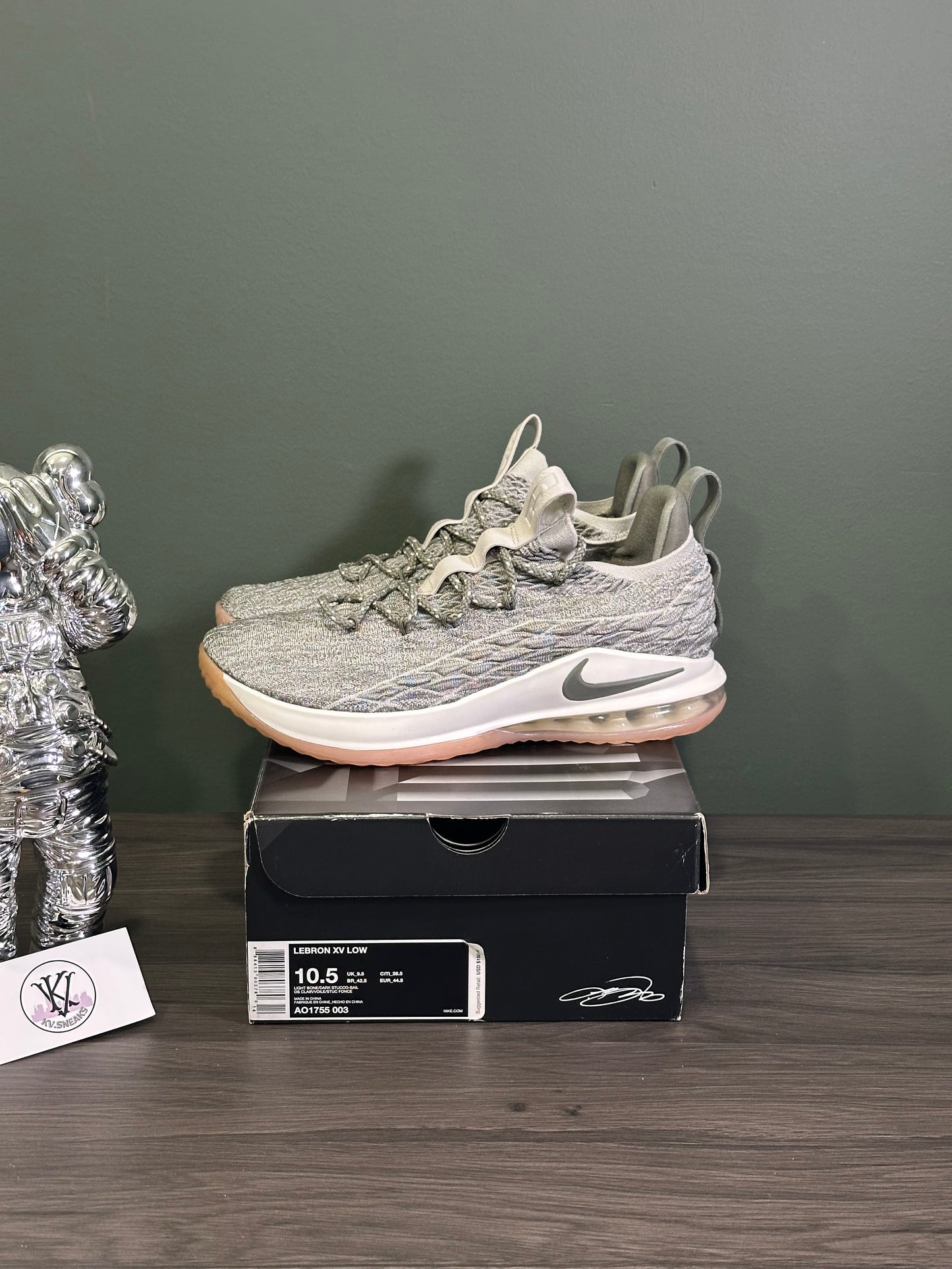 LeBron 15 Low Light Bone