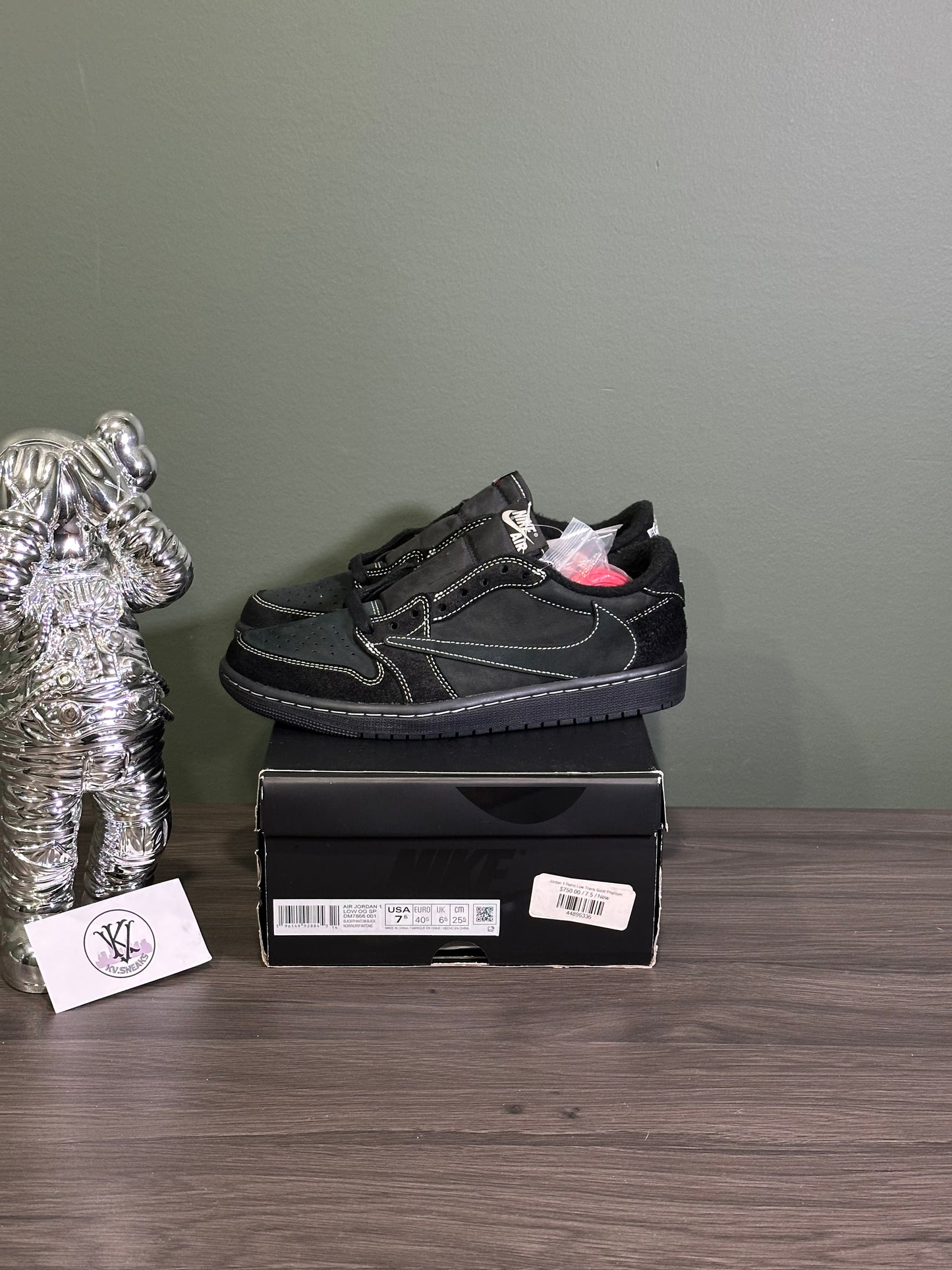 Jordan 1 Low Travis Scott Phantom