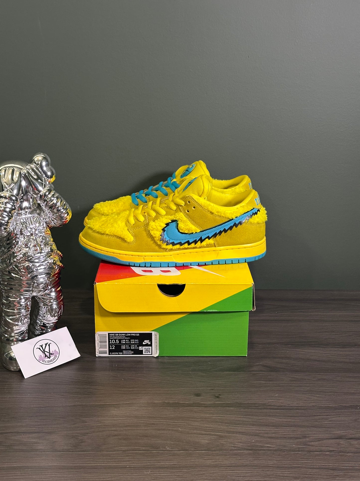 Dunk Low SB Grateful Dead Bear Yellow