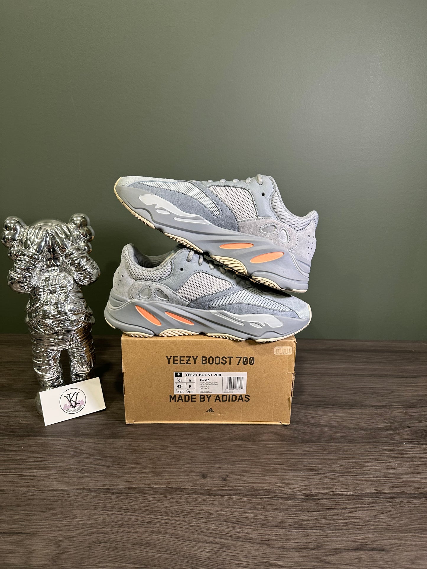 Yeezy 700 Inertia