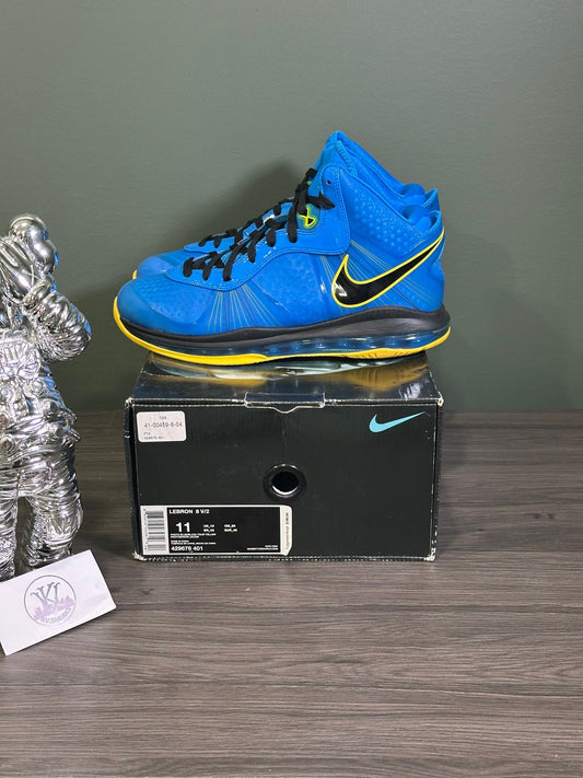 Nike LeBron 8 V/2 Entourage