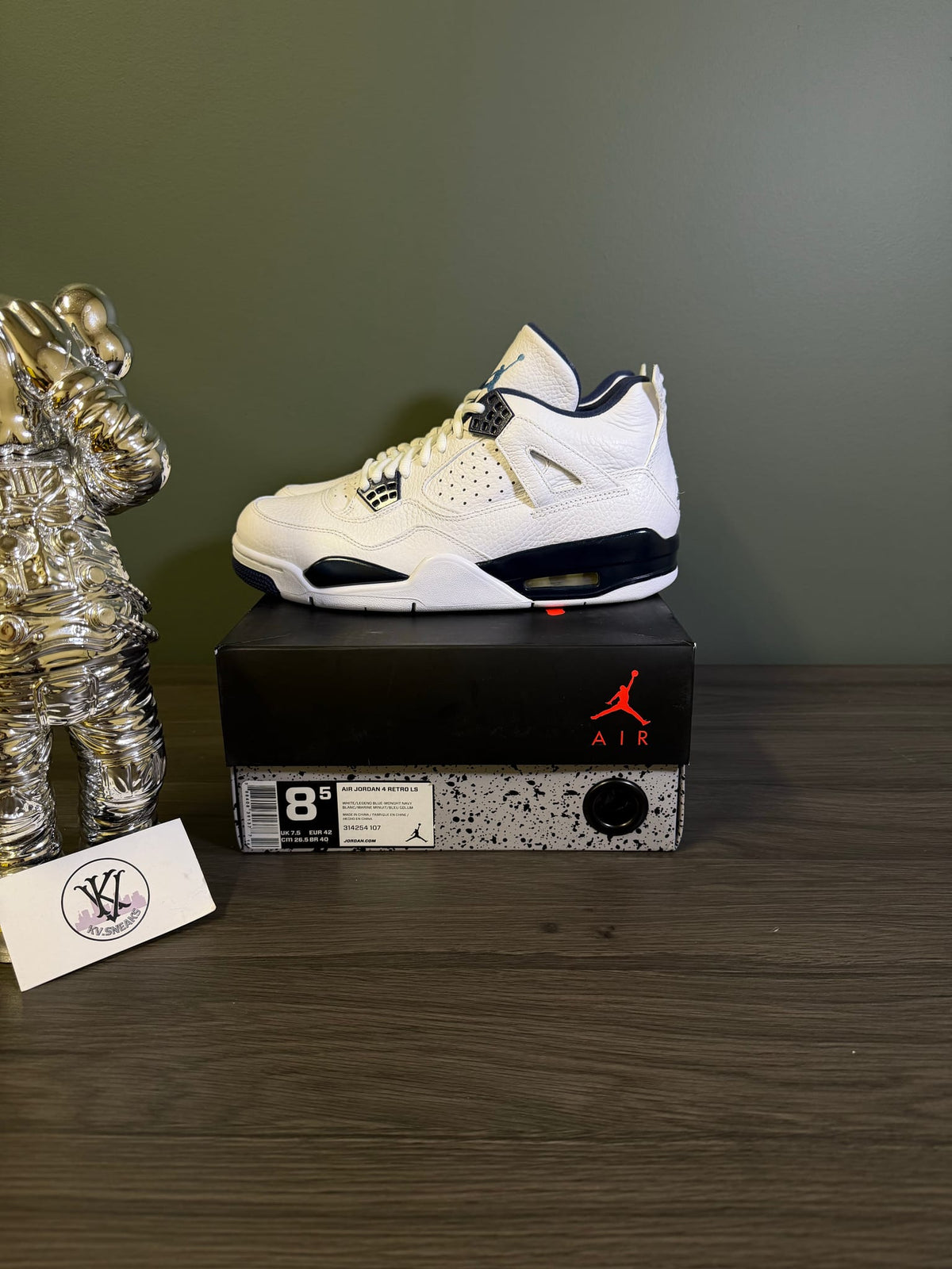 Jordan 4 Retro Columbia (2015)