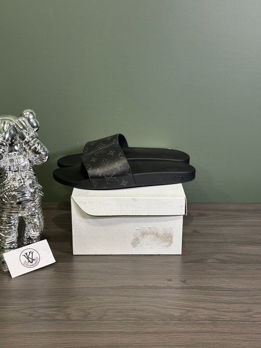 LOUIS VUITTON WATERFRONT MONOGRAM BLACK SLIDE
