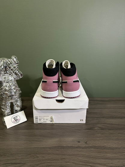 Jordan 1 Mid SE Light Mulberry