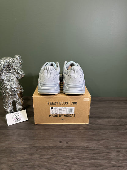 Yeezy 700 Inertia