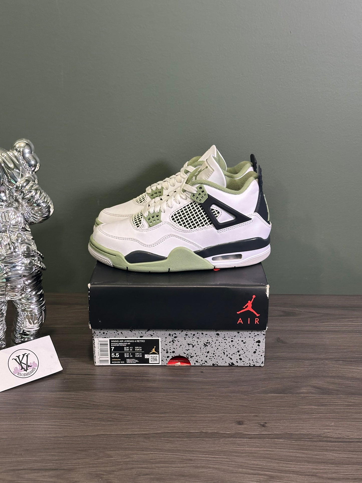 Jordan 4 Seafoam