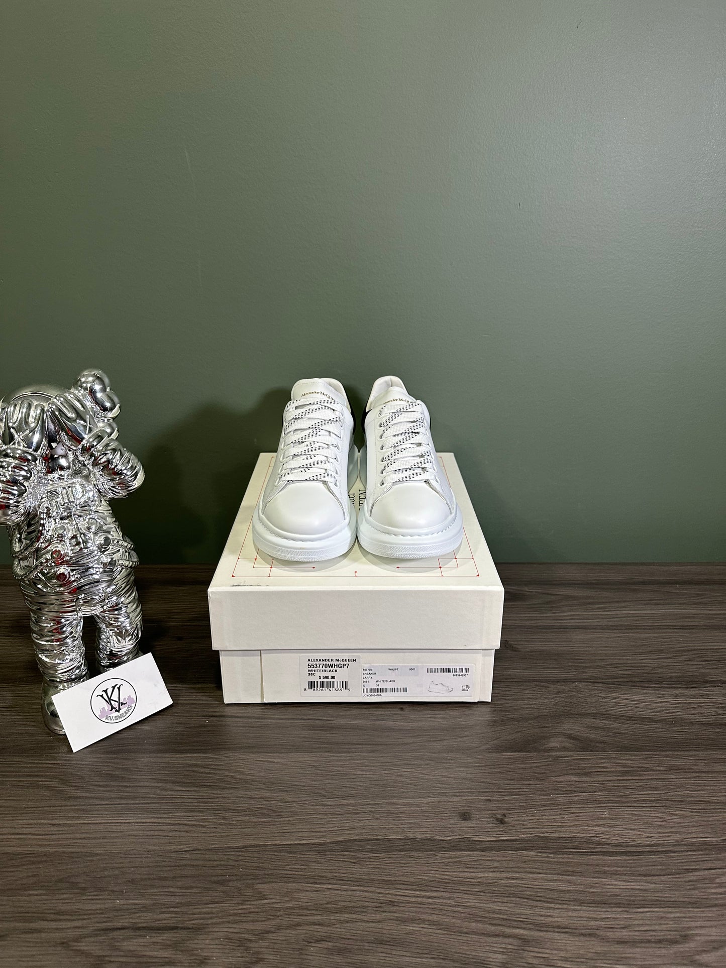 Alexander McQueen Oversized White Black (W)