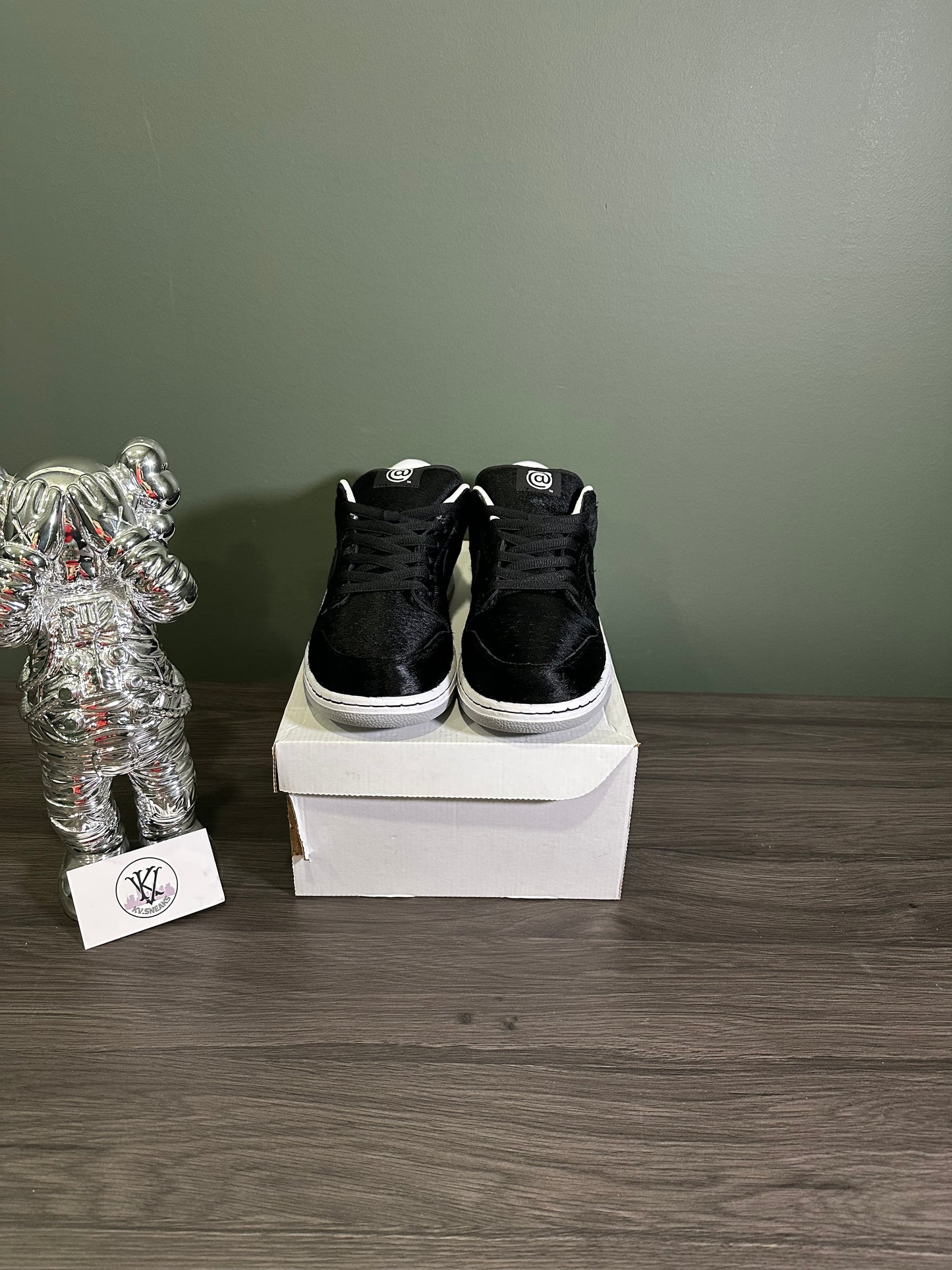 Dunk Low SB Medicom Toy