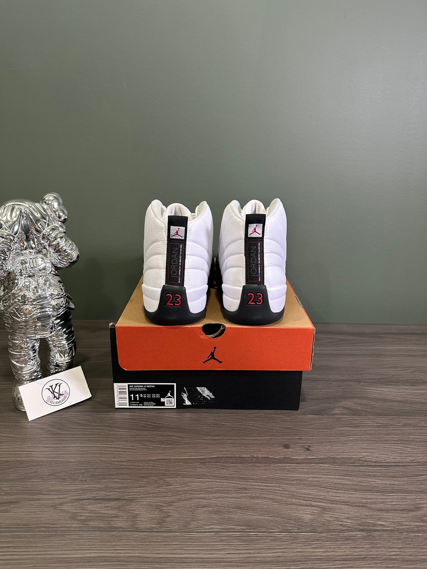 Jordan 12 Taxi Flip