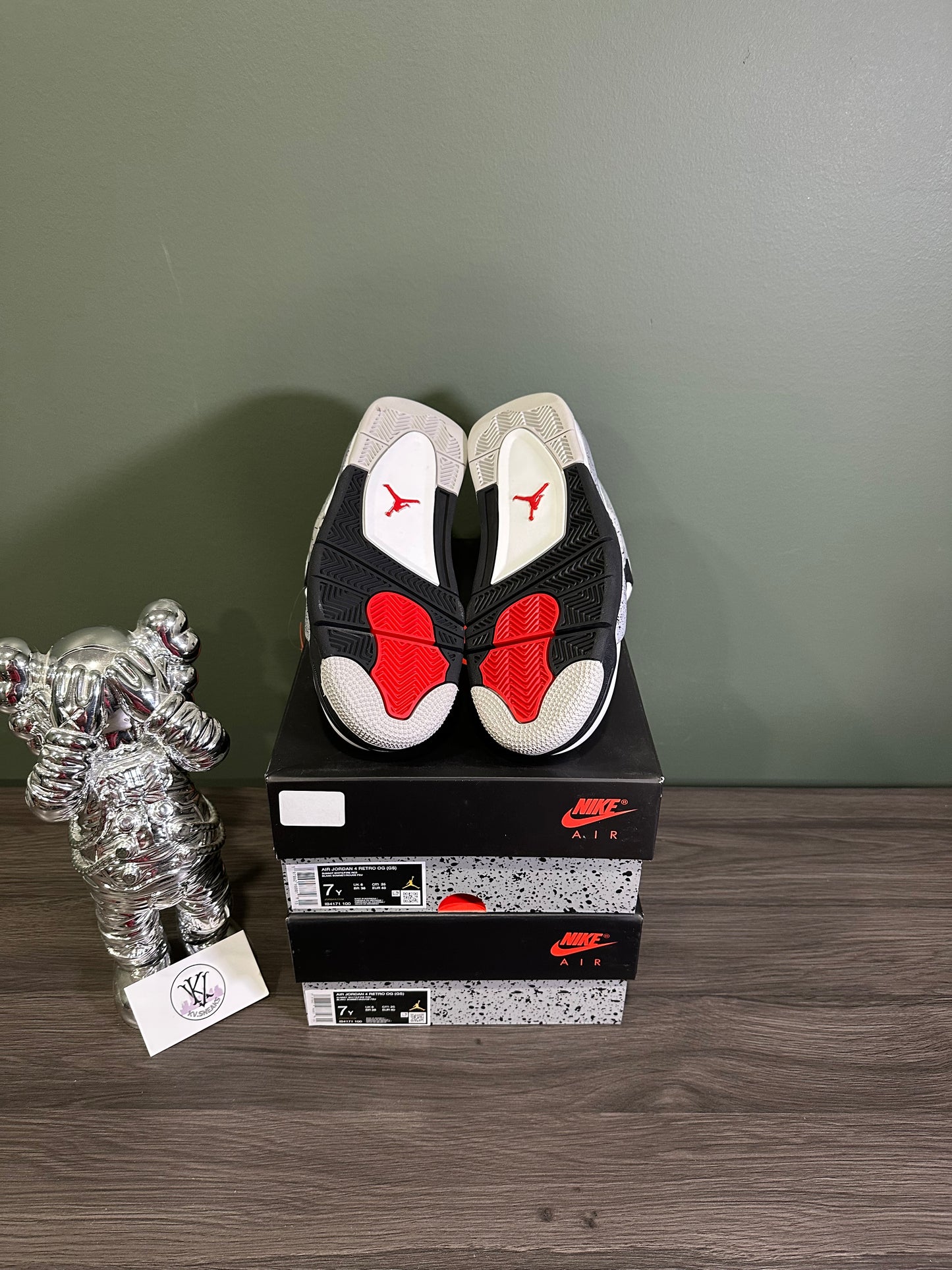 Jordan 4 White Cement 2025 (GS)