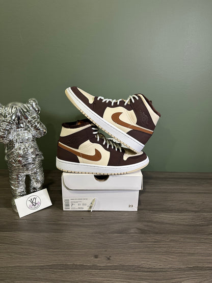 Jordan 1 Mid SE Brown Basalt Oatmeal