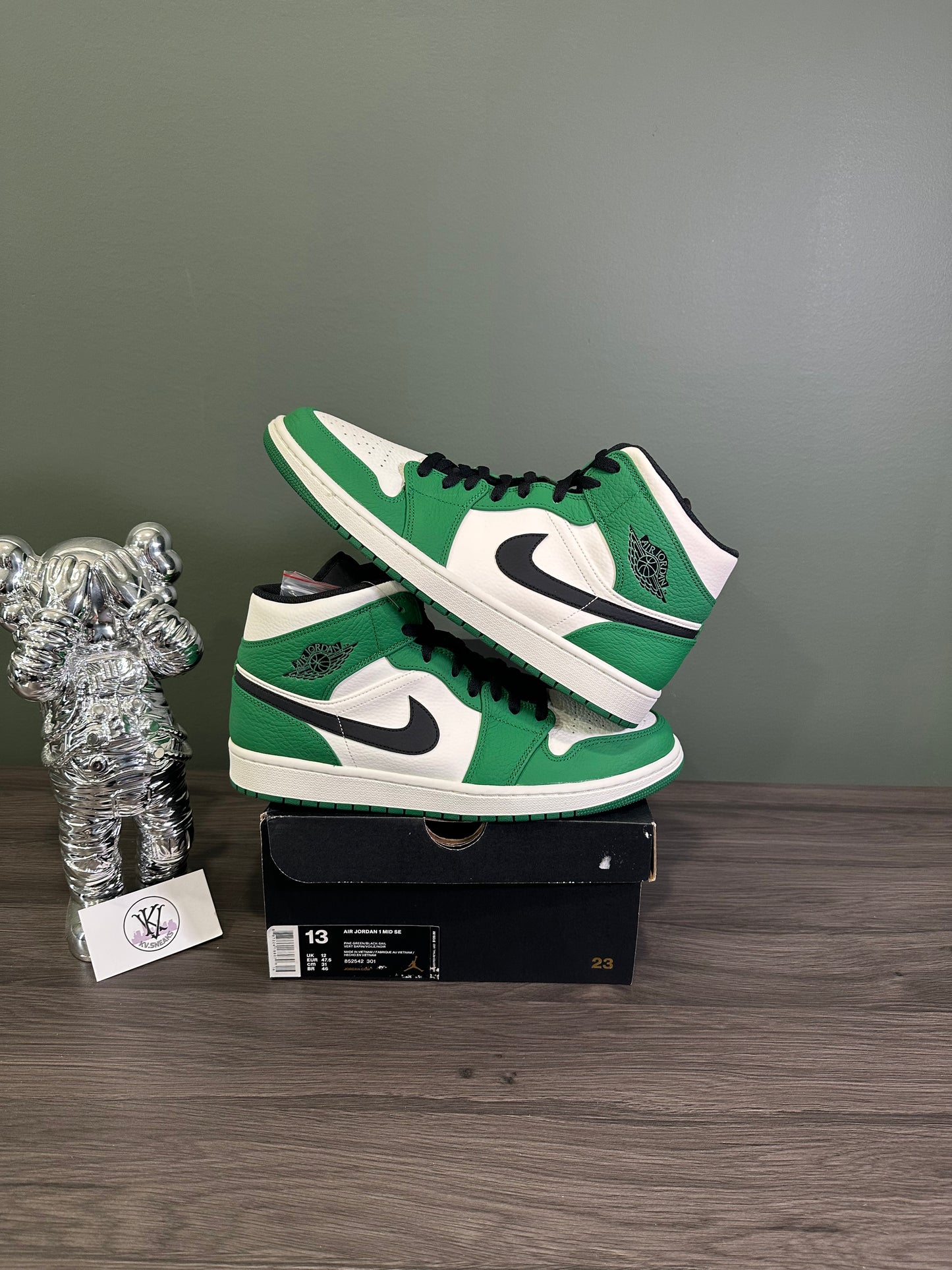 Jordan 1 Mid Pine Green 2018