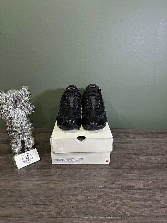 Air Max 95 Undefeated Black