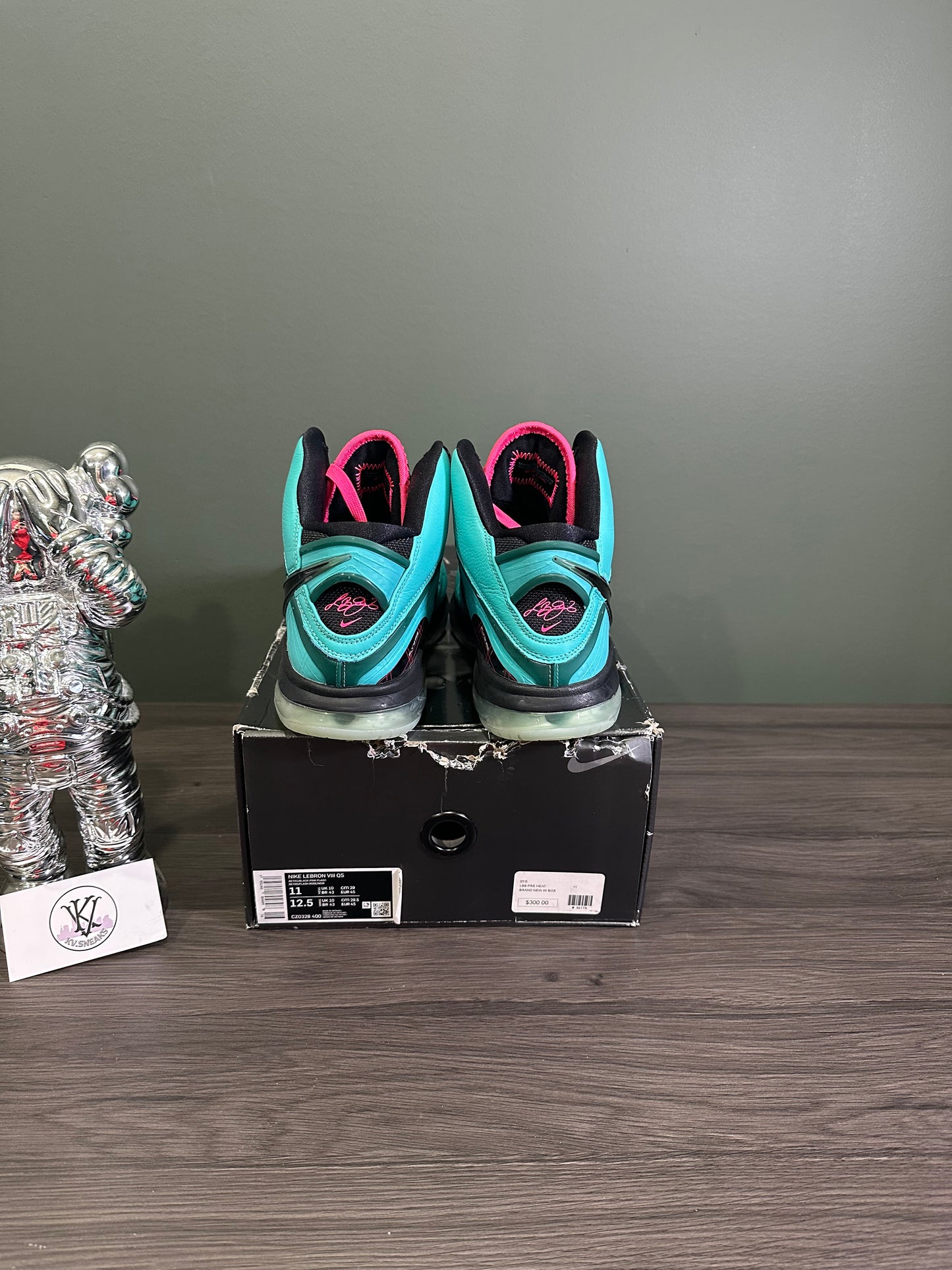 LeBron 8 South Beach