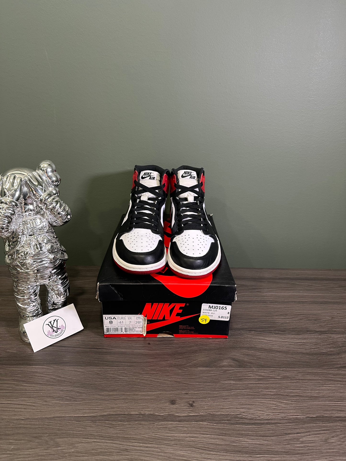 Jordan 1 High Black Toe 2016