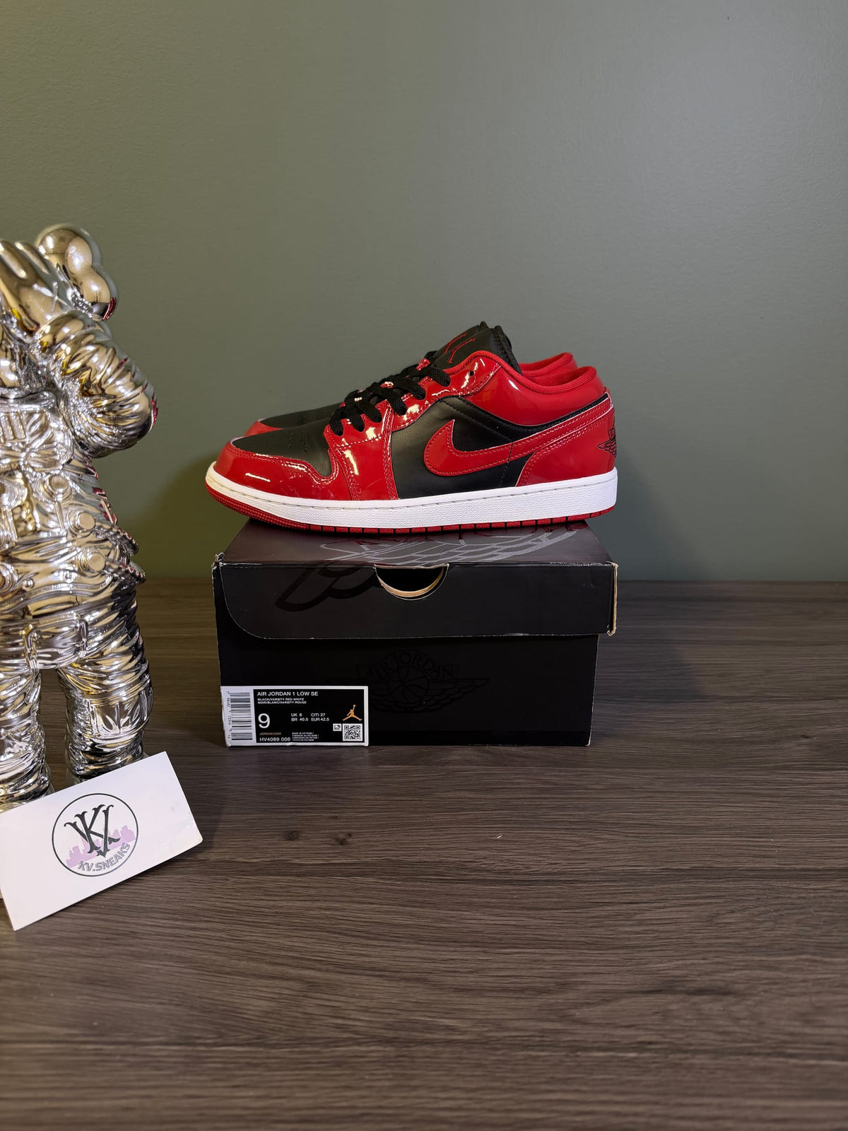 Jordan 1 Low SE Patent Varsity Red Black