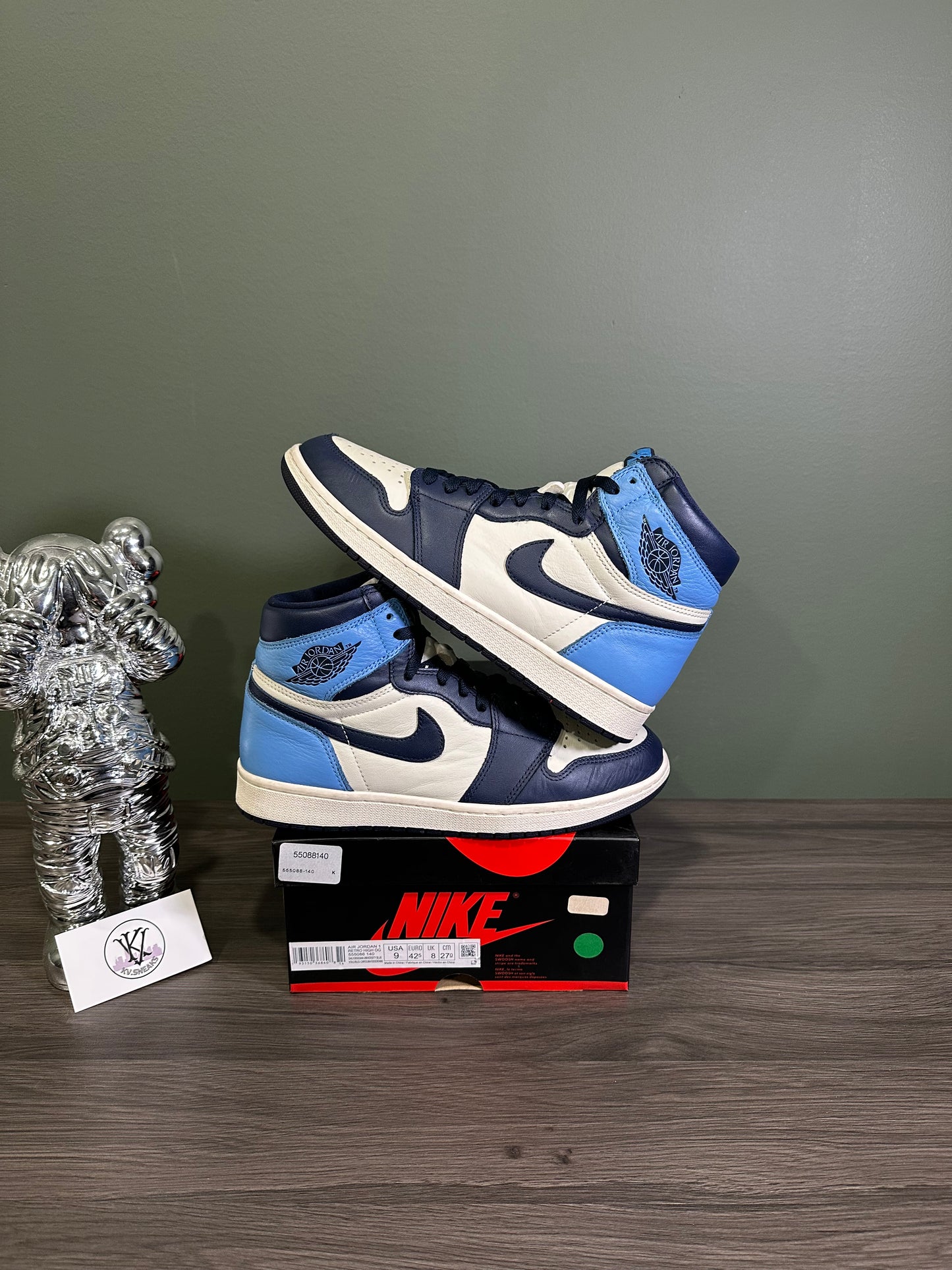 Jordan 1 High Obsidian UNC