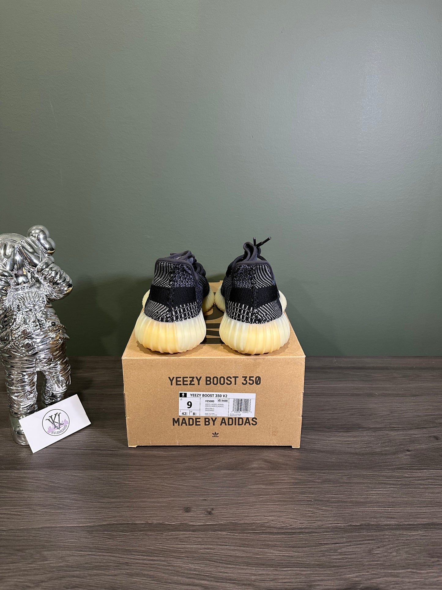 Yeezy 350 Carbon
