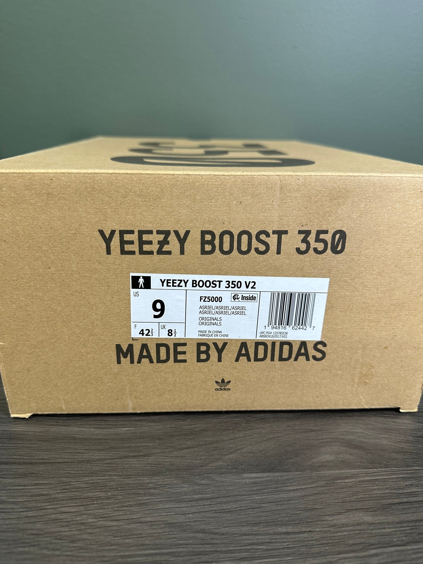 Yeezy 350 Carbon
