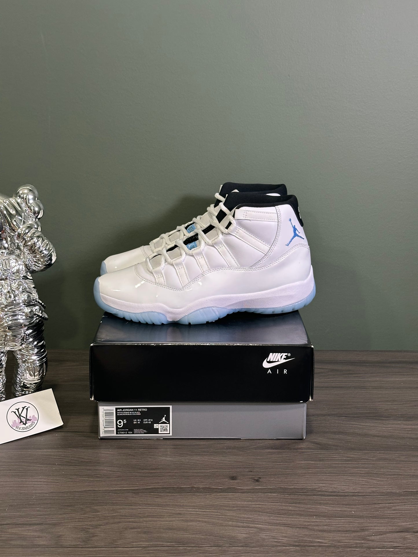 Jordan 11 Legend Blue 2024