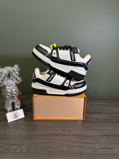 Louis Vuitton Trainer Maxi White Black