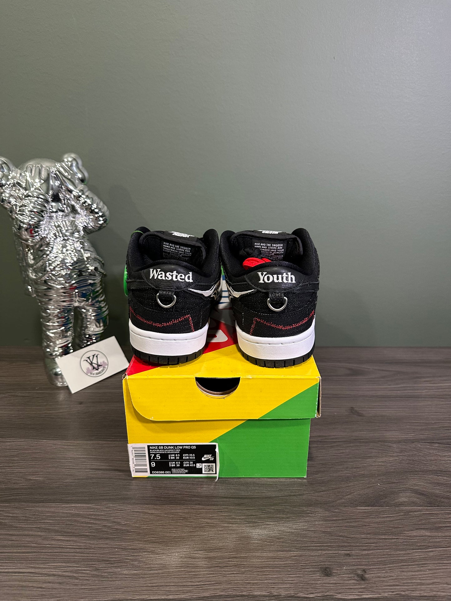 Dunk Low SB Wasted Youth