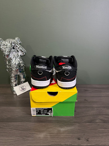 Dunk Low SB Wasted Youth