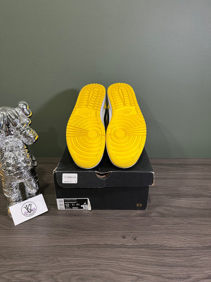 Jordan 1 Mid Yellow Toe Black