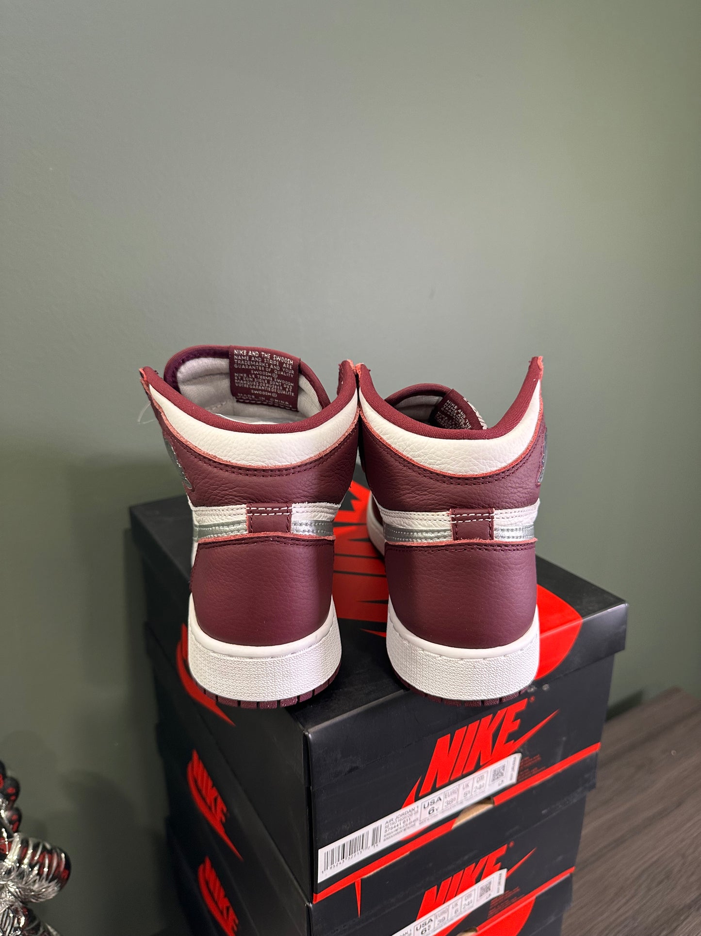 Jordan 1 High Bordeaux (GS)