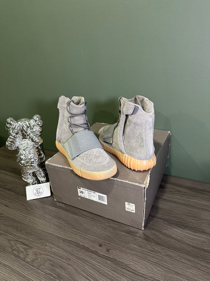Yeezy 750 Light Grey Glow In The Dark