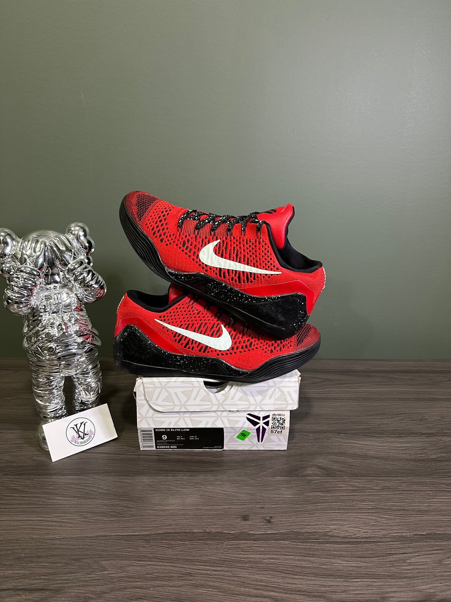 Kobe 1 Black Maize