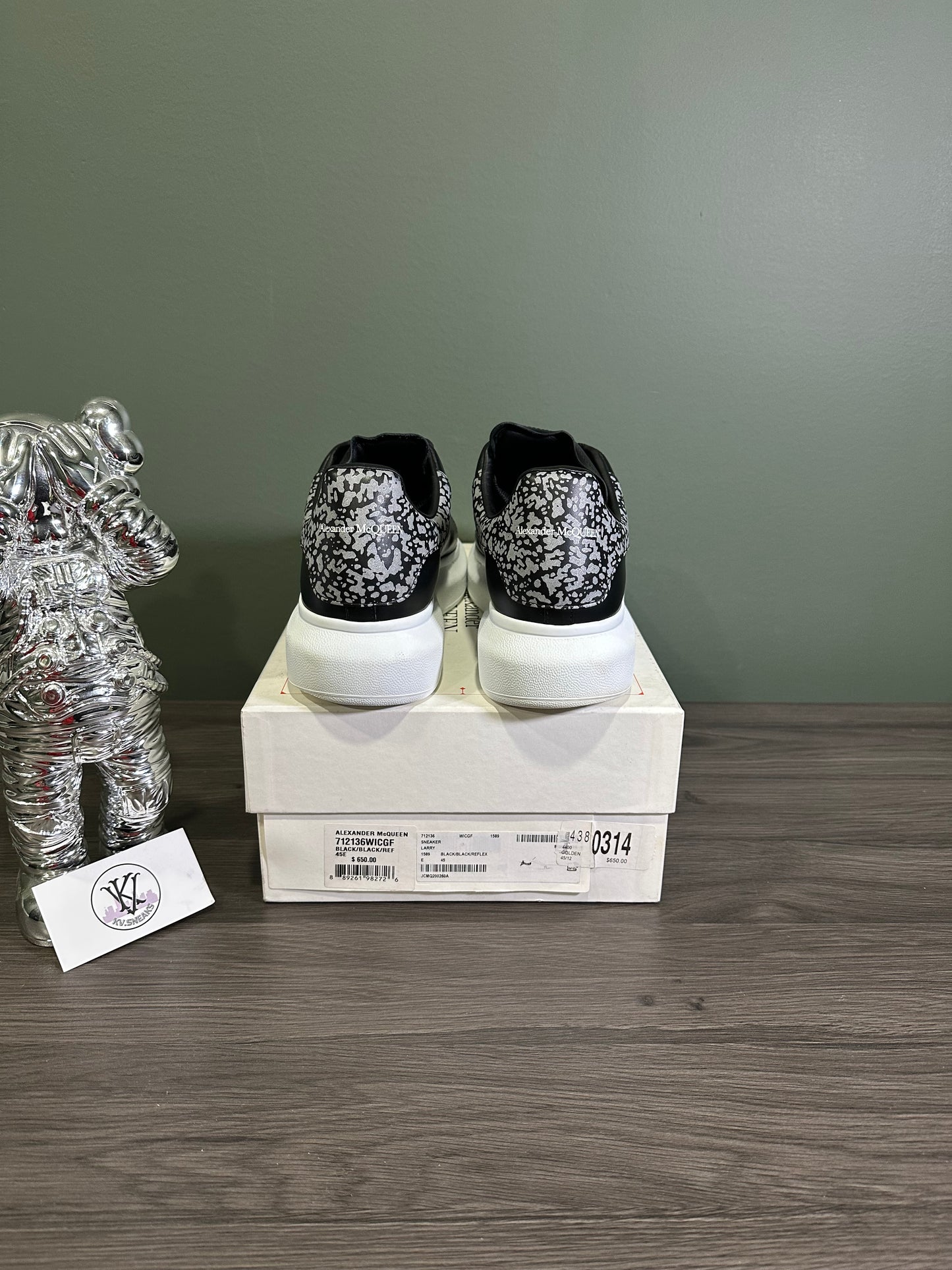 Alexander McQueen Oversized Black Reflex