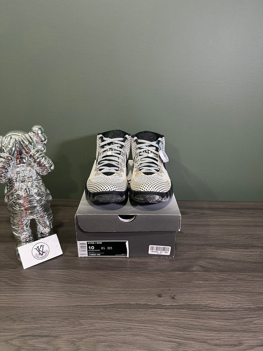 Kyrie 1 BHM
