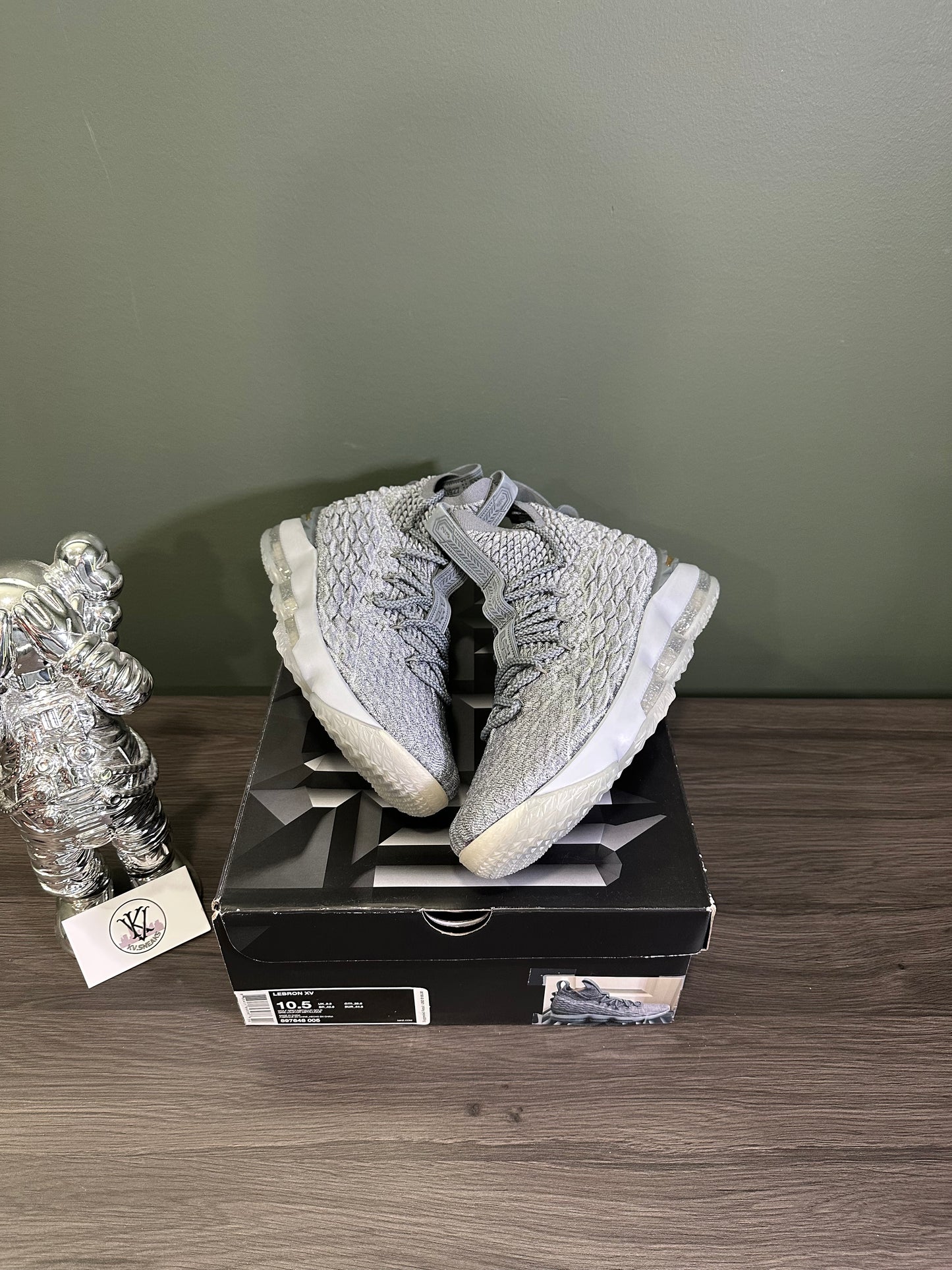 LeBron 15 City Series