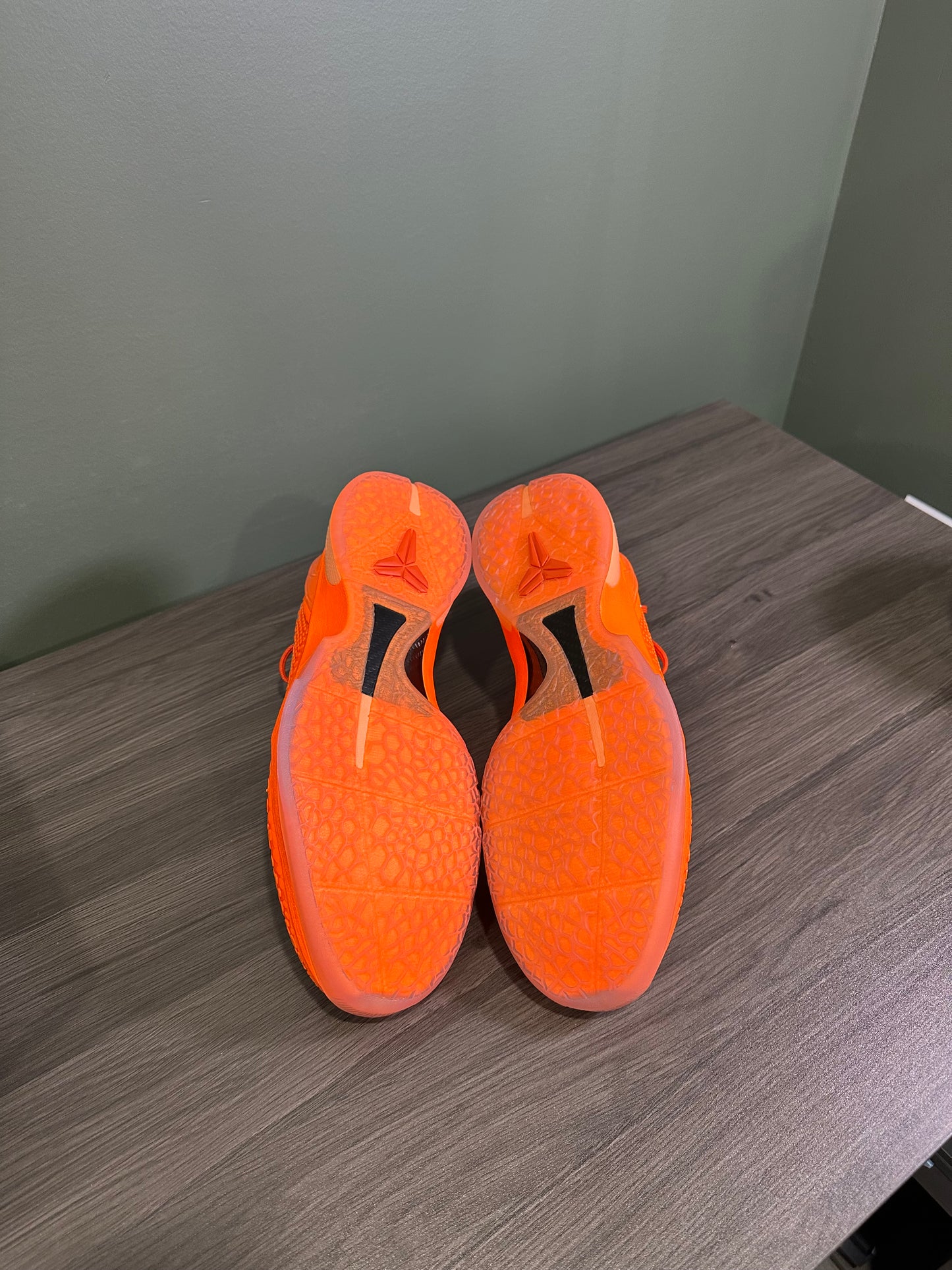 Kobe 6 Total Orange