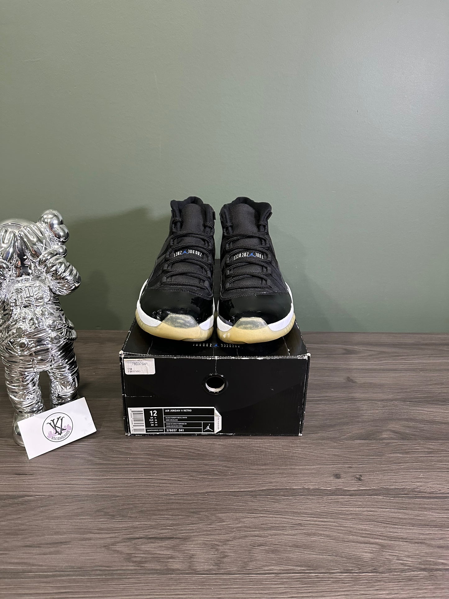 Jordan 11 Space Jam 2009