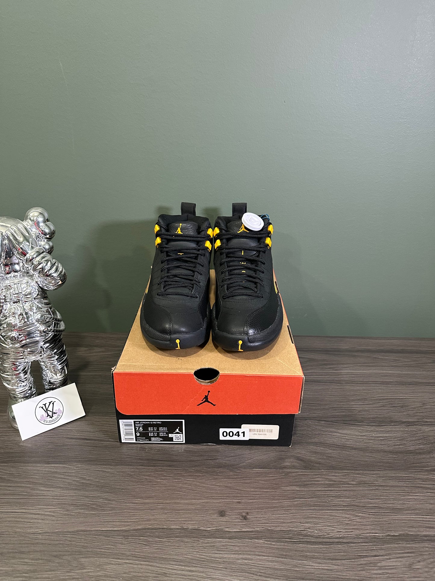 Jordan 12 Black Taxi