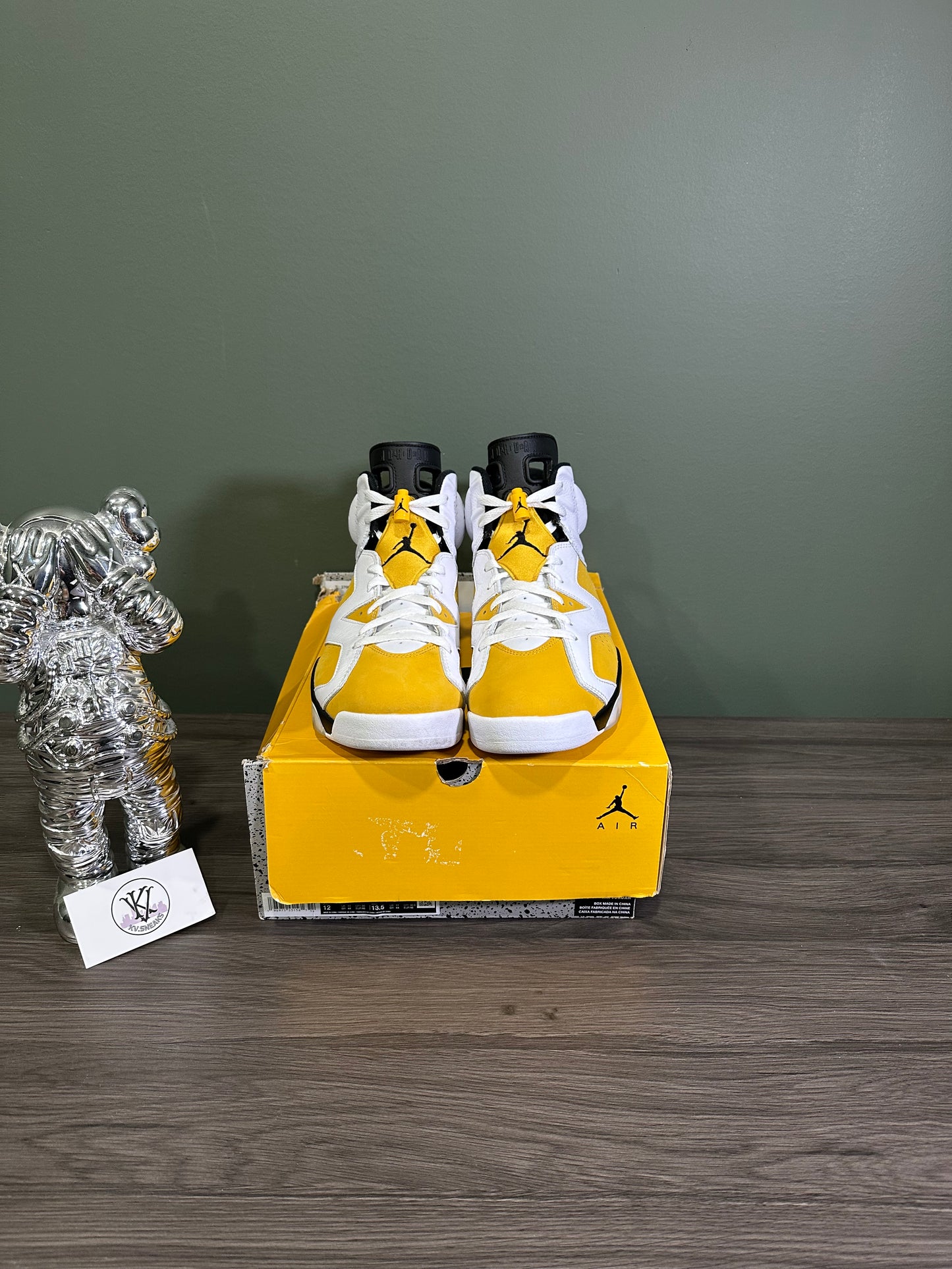 Jordan 6 Yellow Ochre