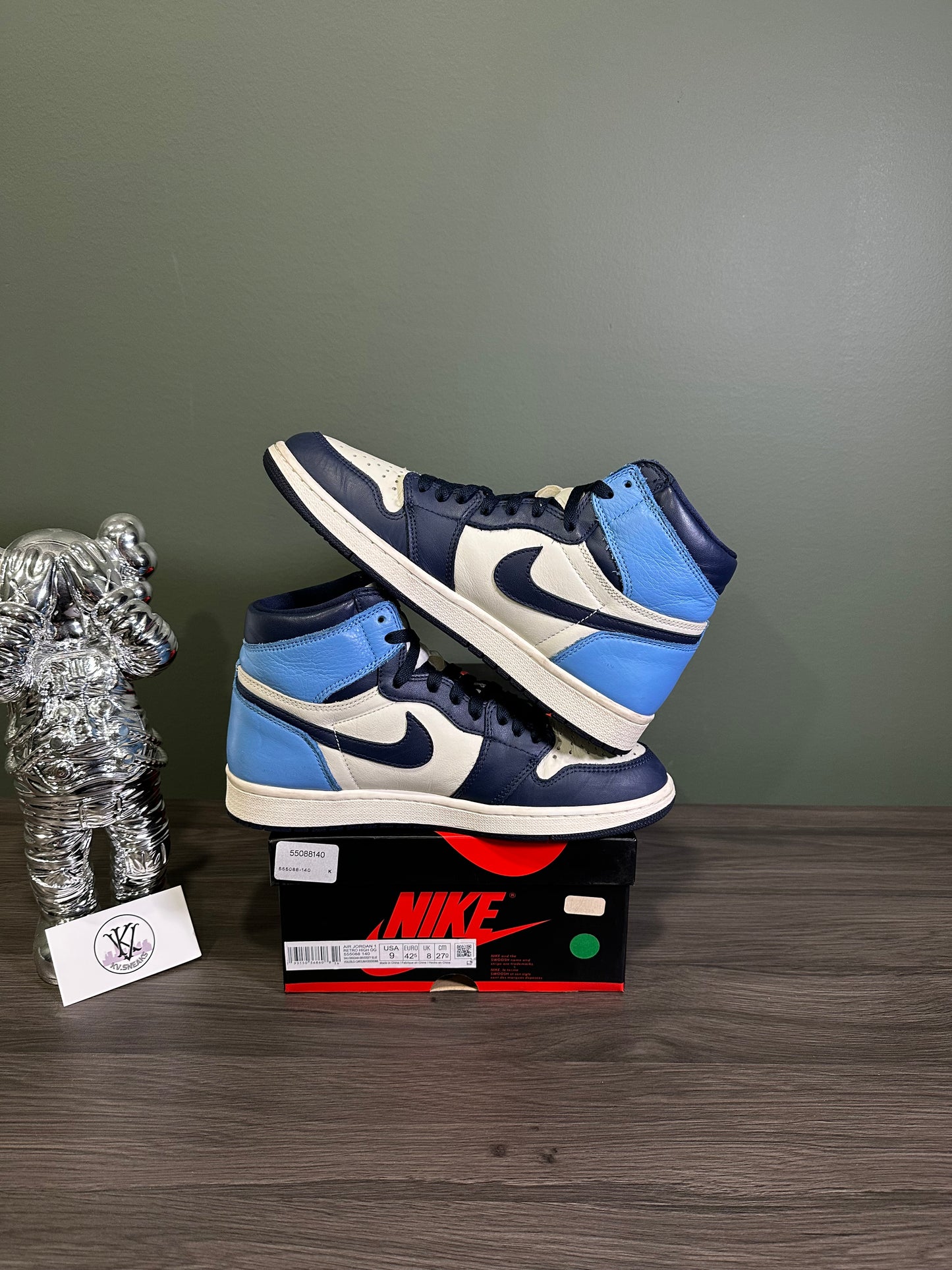 Jordan 1 High Obsidian UNC
