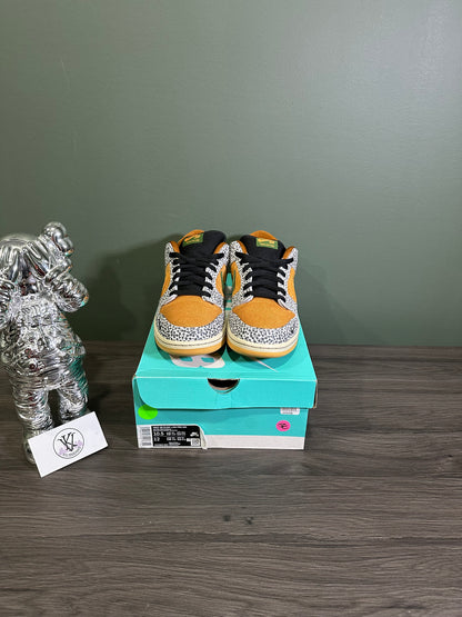 Dunk Low SB Safari