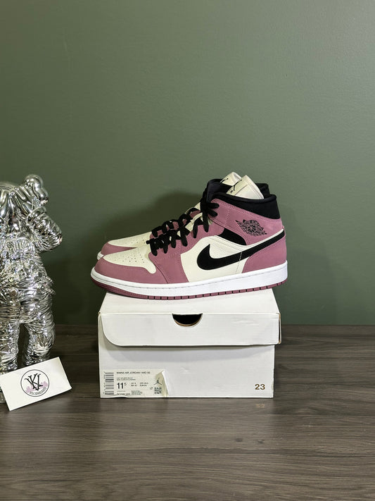 Jordan 1 Mid SE Light Mulberry