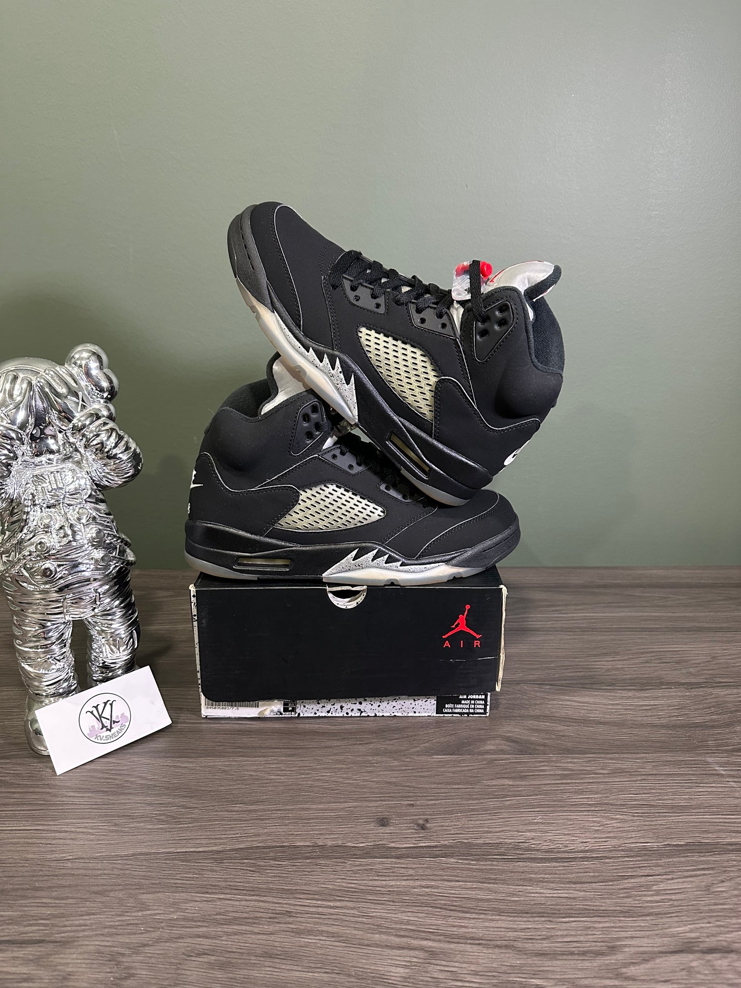 Jordan 5 Black Metallic 2016