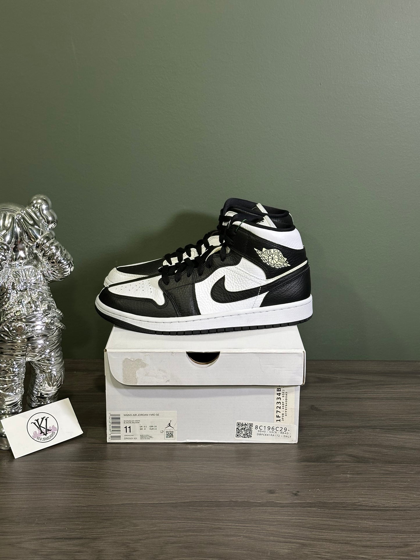 Jordan 1 Mid Split Black White