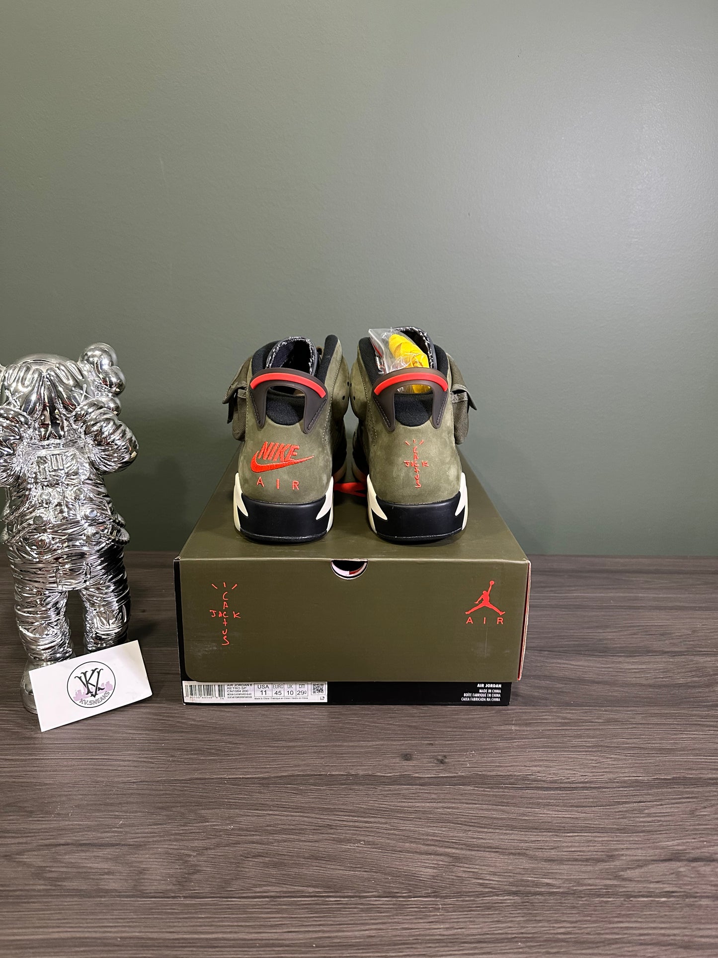 Jordan 6 Travis Scott Olive